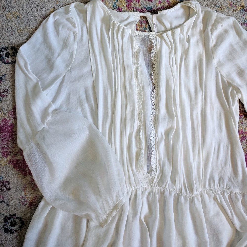 Free People Boho Slit Back Bell Sleeve Peplum Top - Picture 7 of 8
